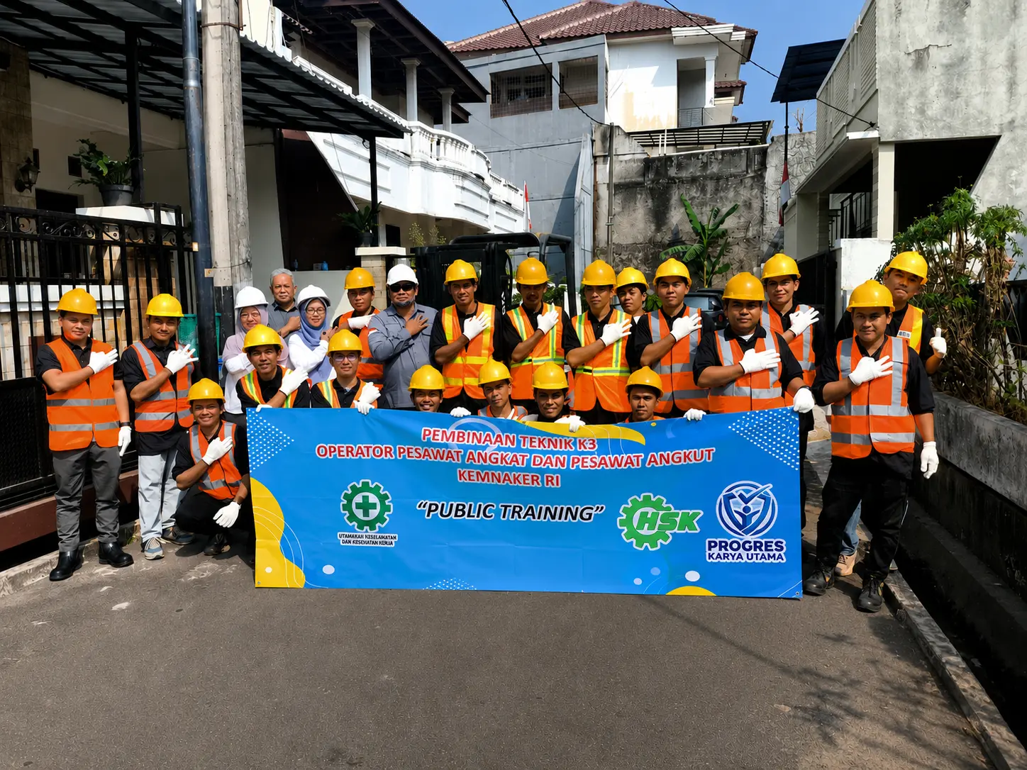 Dokumentasi Sertifikasi Operator Forklift